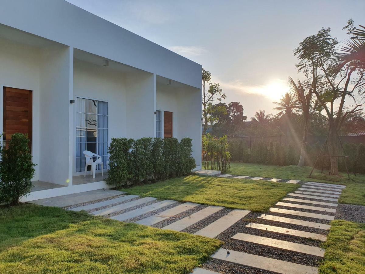 Meet Boutique Resort Σούρατ Τανί Εξωτερικό φωτογραφία